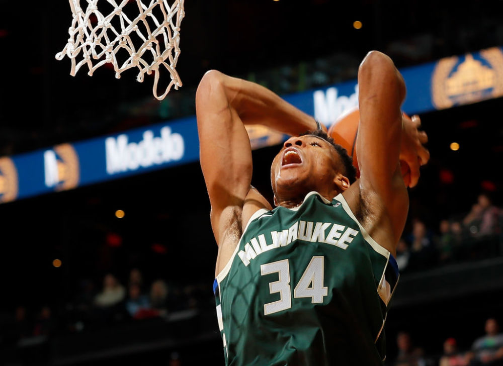 蒙托利沃：我不认为米兰能争冠，他们会和尤文、罗马争第四（蒙托利沃：米兰难争冠，将与尤文、罗马争第四）