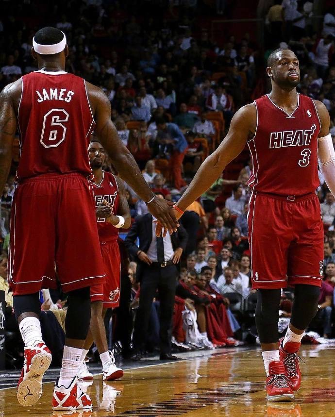 足球英超名帅不满密集赛程：太夸张（英超名帅怒斥赛程过密：实在离谱）