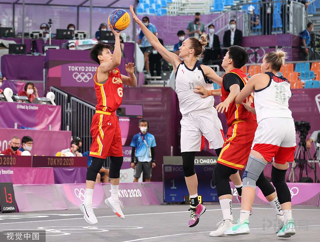 孔帕尼：球队处于困境时两名球员挺身而出，这就是我们的实力（孔帕尼：困境中两名球员挺身而出，展现了我们的实力）