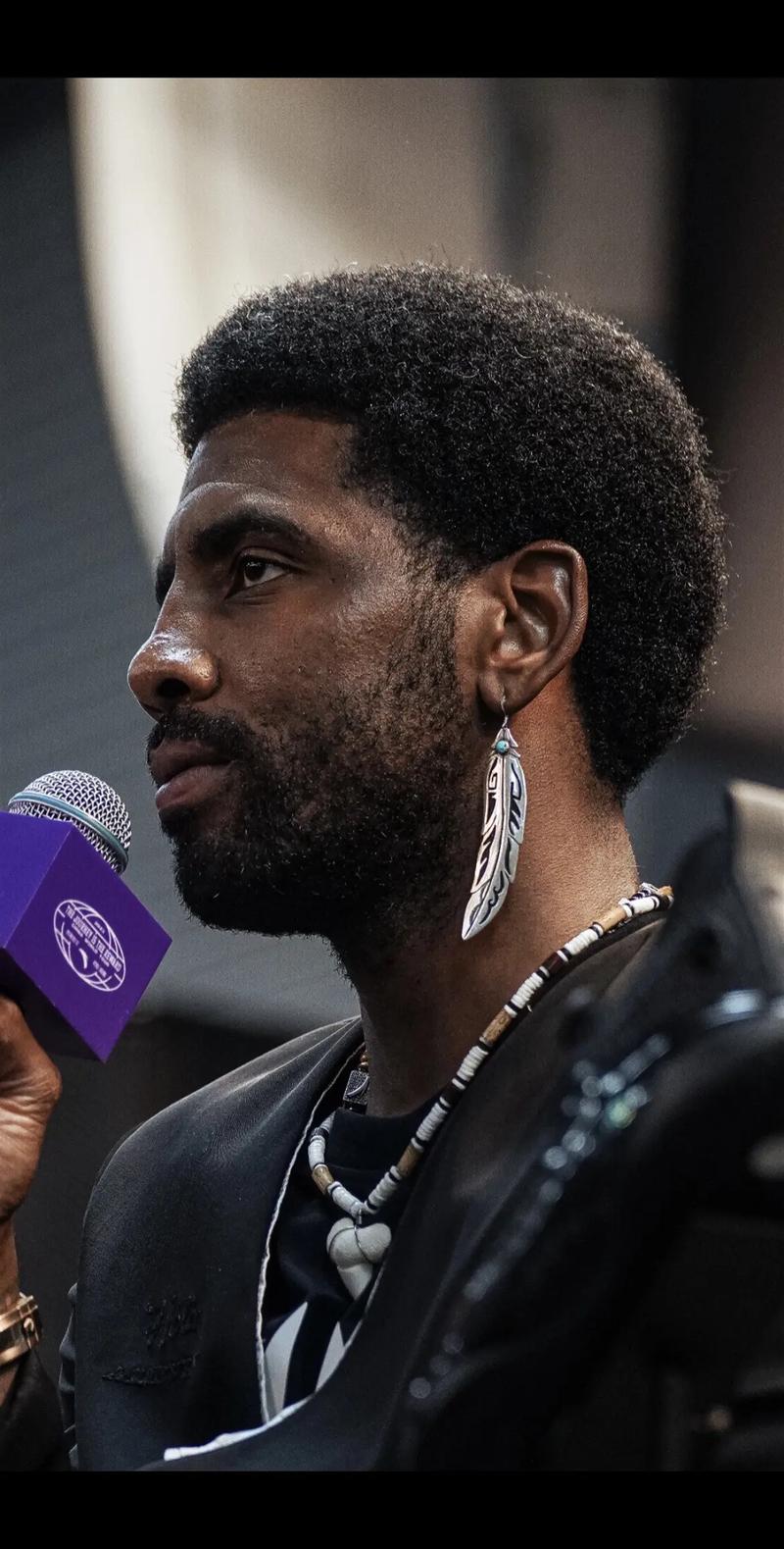 澳超官方：中央海岸水手vs悉尼FC因雷电天气推迟1个小时开球（澳超通告：受雷电影响，中央海岸水手对悉尼FC开球时间延后1小时）